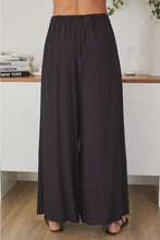 Load image into Gallery viewer, Elastic Waist Wide Leg Pant
