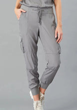 Load image into Gallery viewer, Drawstring Cargo Pant
