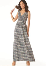 Load image into Gallery viewer, Adrianna Maxi Dress
